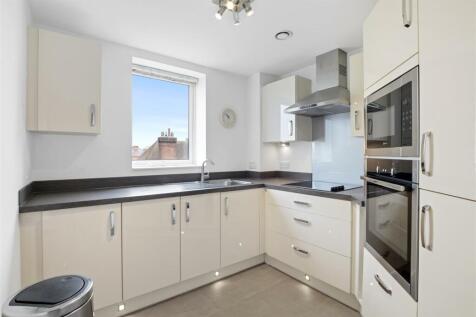 03-fcd21037-dbfc-45c0-8d89-be43622ca93b76308_39_Th