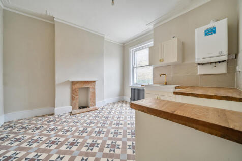 1298589-39-682f5e...