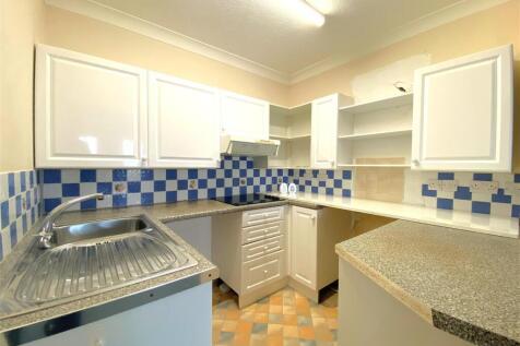 33 Belmont - Kitchen.jpg
