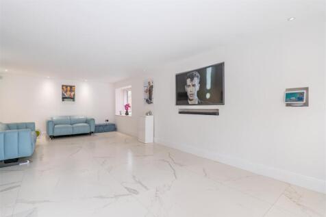 Kitchen/Dining/Family Room