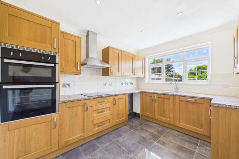 EweMove Spalding - Kitchen