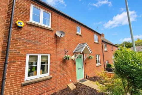 48 Phelps Mill Close - Front. .jpg