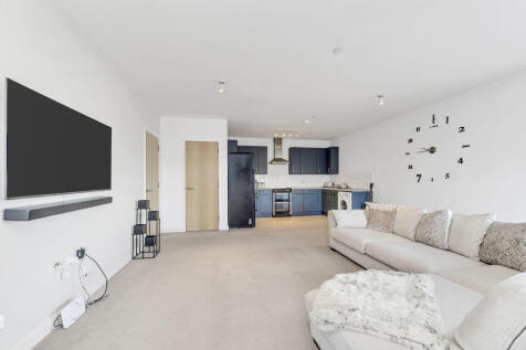 Sitting Room/Kitchen