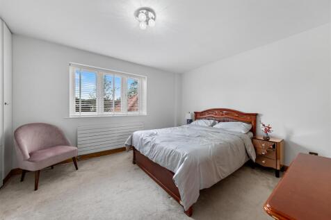 FieldonHouse37.jpg