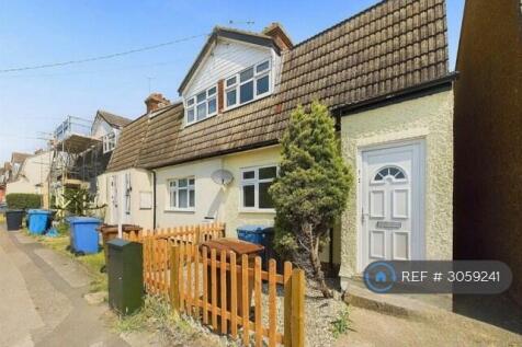 3 Bedroom Semi-Detached in IP1 5HQ