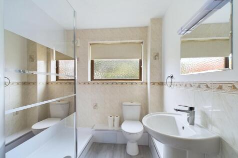 CAM01909G0-PR0168-STILL005