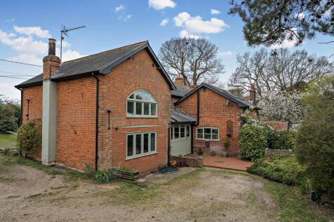 8642411-exterior1...