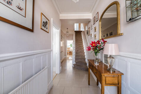 6 bed, 3 bath Semi-Detached in glasgow - Photo 15