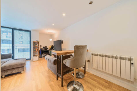 1309479-10-684c2b...