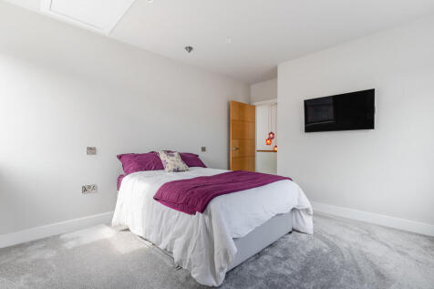 B 31 - 11 Charles...