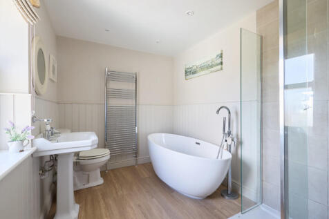 220 The Street 09...