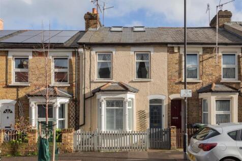 Gaywood Road, E17
