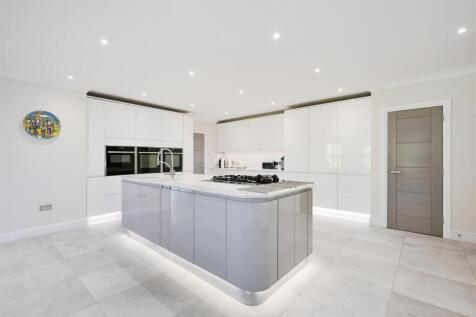 WHISTLER HOUSE (2).jpg