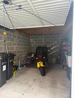 garage beck st 3.jpg