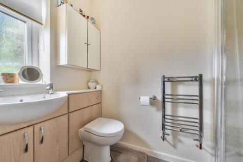 1330143-18-688744...