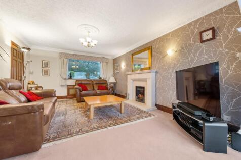 23 Manor Road HDR-23.jpg