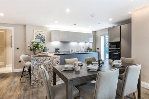 Show Apartment