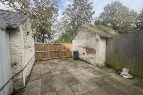 Courtyard garden.jpg