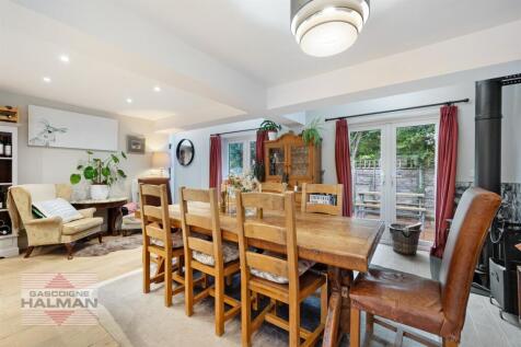 Living-Dining Kitche