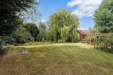 Spindlecroft WEB PH-34.jpg