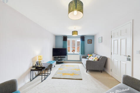 CAM03218G0-PR0735-STILL008