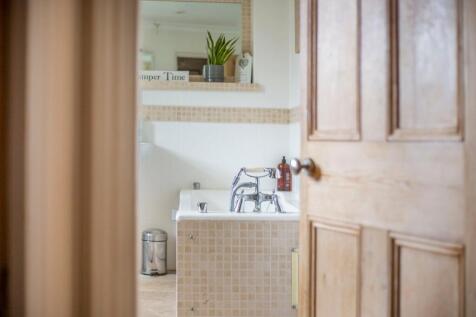Ground Floor Bathroom