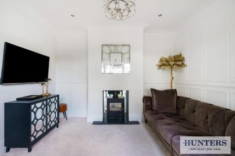 94395_White House Selby Road Camblesforth (20) - C