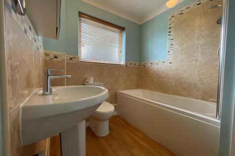 Flat 3 South Parade 7.jpg