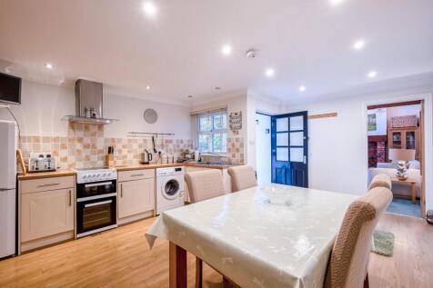 2 Croft Cottage &amp; Studio