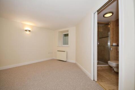 Lower Ground Bedroom