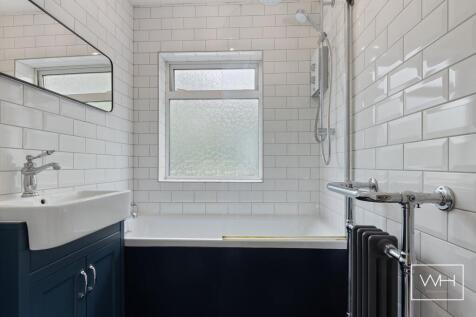 56 Malton Rd, Scawsb