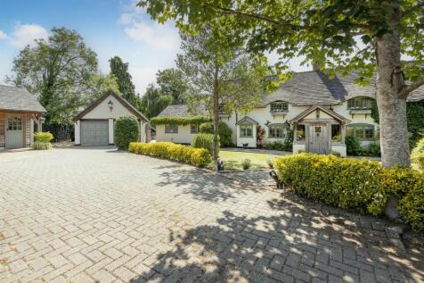 Tall trees, Kites Hardwick