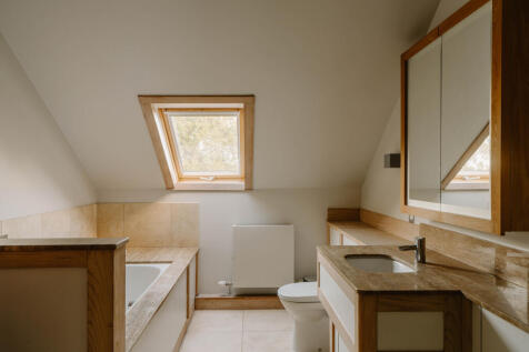 318931 - Milpond Lane_High Res-9.jpg