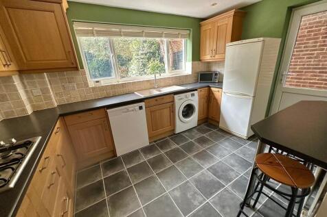 e124e486-3aaf-4bd...