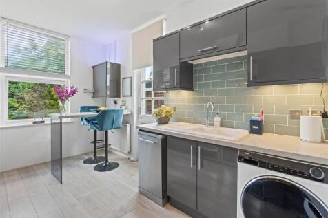 kitchen #6.jpg