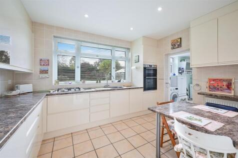 ST. JOHNS AVENUE (1).jpg