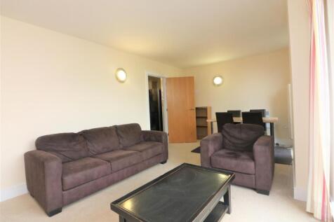 A well presented one-bedroom furnished apartment situated within Docklands Court, just a short walk from Limehouse DLR Station. The property comprises an entrance hall, a spacious double bedroom, a mo