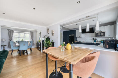 1299368-8-68372d1...