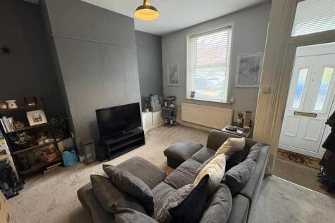 Living area.jpeg