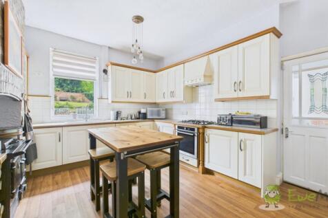 CAM03669G0-PR0031-STILL007