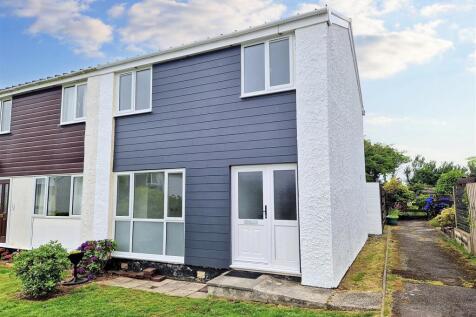 3 Bedroom Semi-Detached in TR4 9DR