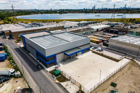 Unit A1 is available immediately for occupation offering highly a sustainable industrial and logistics warehouse. The unit benefits from separate yard to parking, covered level access loading doors, 1