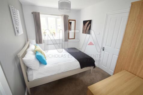 Bedroom & ensuite