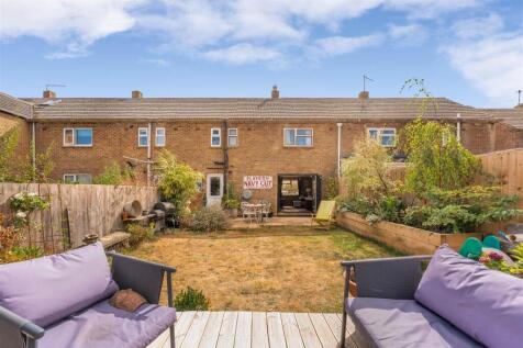 4 Astral Row, Greatworth-19.jpg