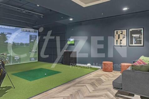 GOLF ROOM