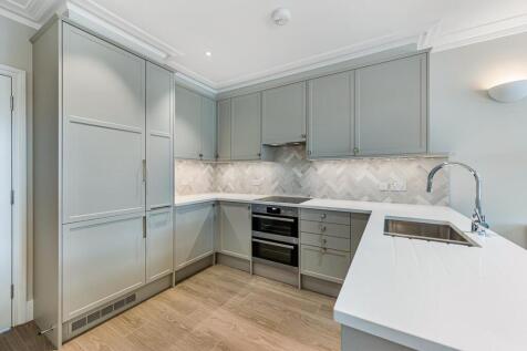 Flat 3, 130a Chiswick High Road (4).jpg