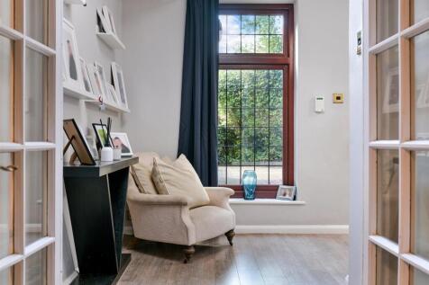 FAR END (INTERNALS) (30).jpg