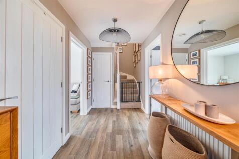 7 Poplar Close, Overseal