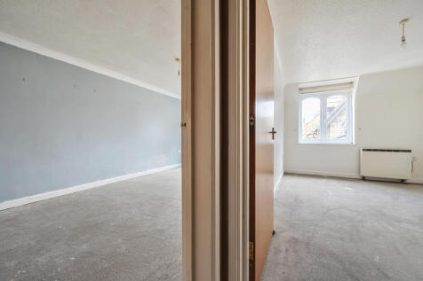 1305256-12-68401d...