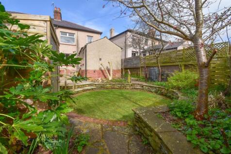 18 Croft Avenue Rear Garden D.jpg